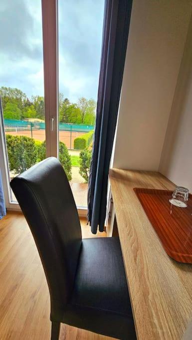 Apartment Number 3 โอเบอร์ชเลสไฮม์ ภายนอก รูปภาพ